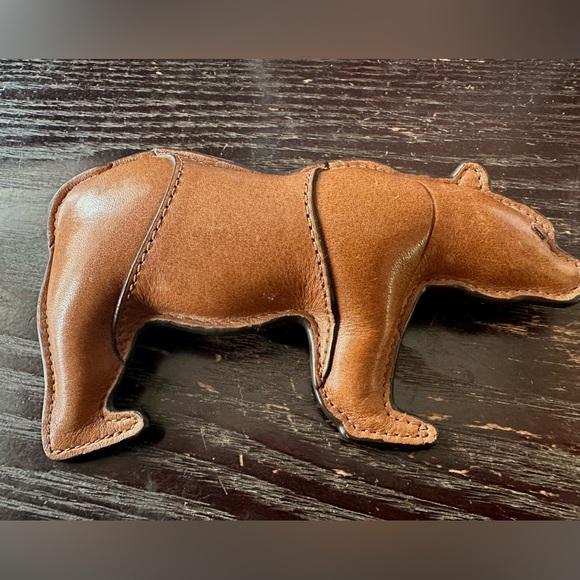 Coach Leather Bear Paperweight Rare - Picture 2 of 2